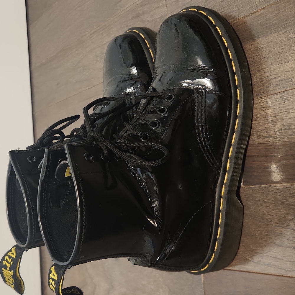Patent leather docs - Picture 3 of 7